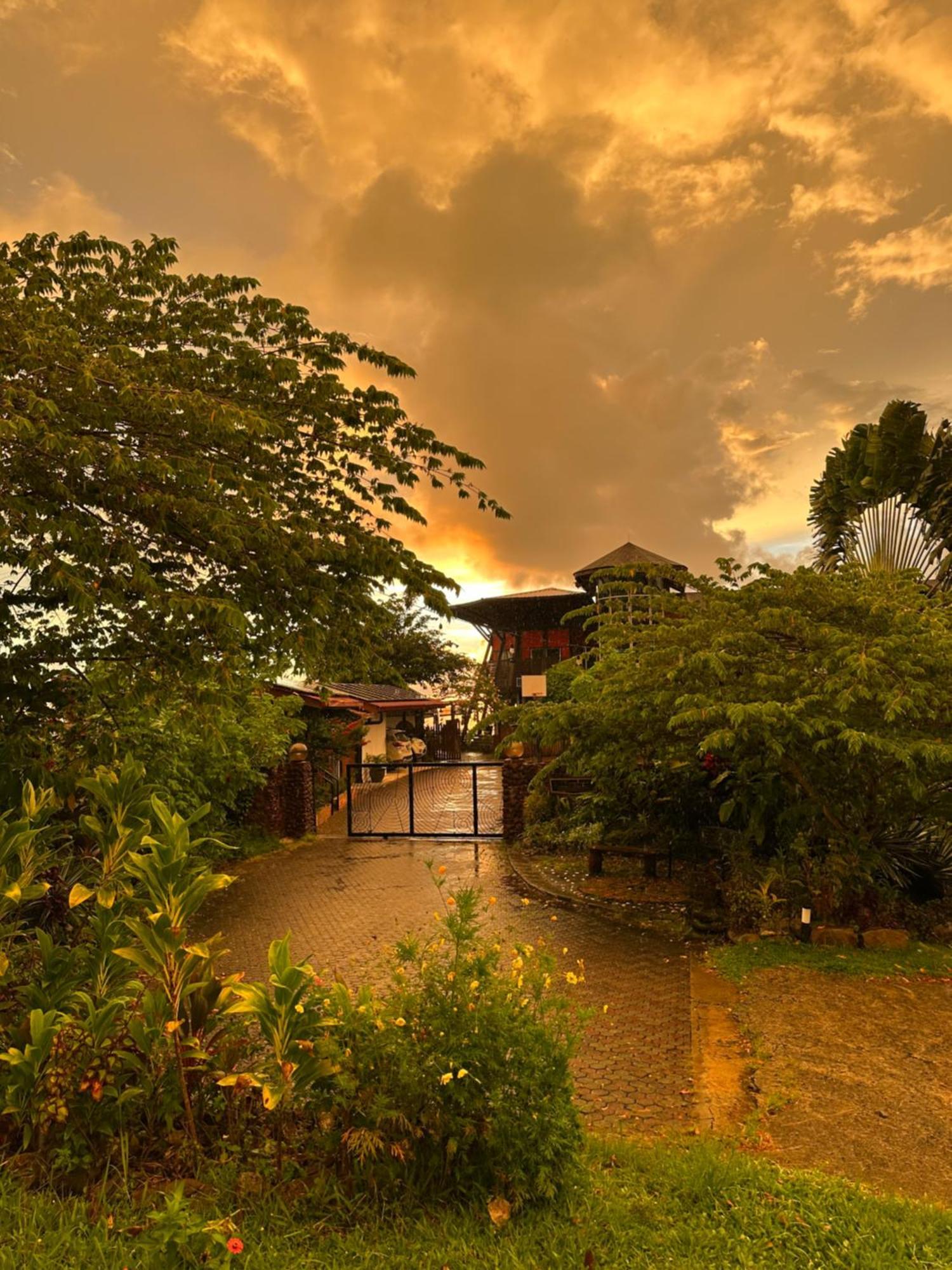 Sinurambi Cottage Rental Penampang Dış mekan fotoğraf